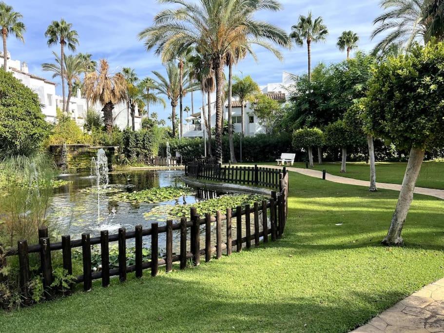 Costalita Beach Apartamento En Estepona Eksteriør billede