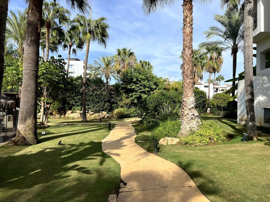 Costalita Beach Apartamento En Estepona Eksteriør billede